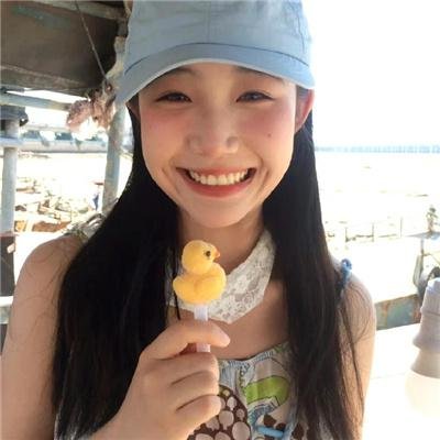 劳拉·马尔斯的眼睛